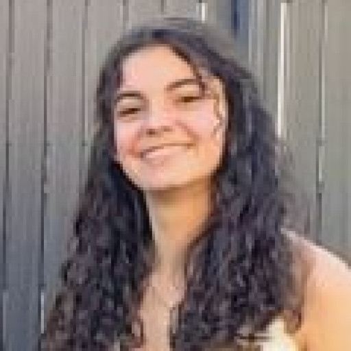 Angela Pereira